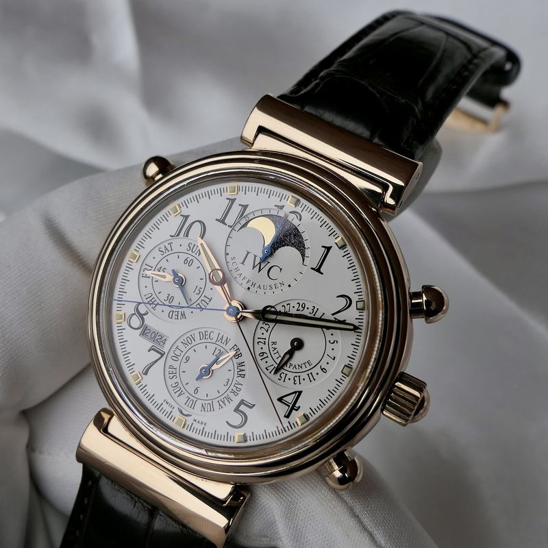 Image 14 of IWC Da Vinci Perpetual Calendar Rattrapante Chronograph IW3754-003; 18k rose gold men's watch
