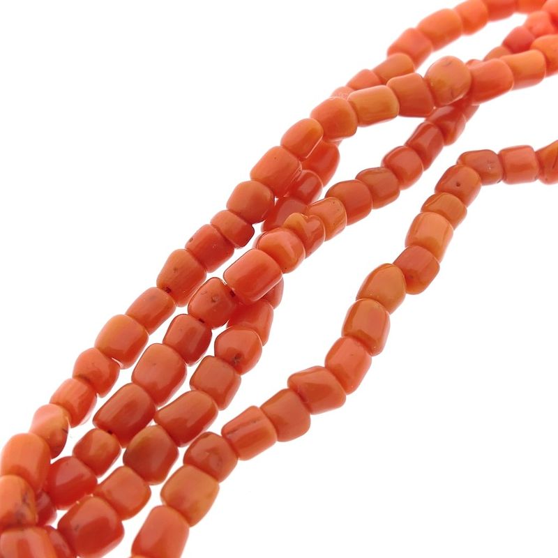 Image 6 of Antique red coral beaded bracelet with bicolor gold clasp.