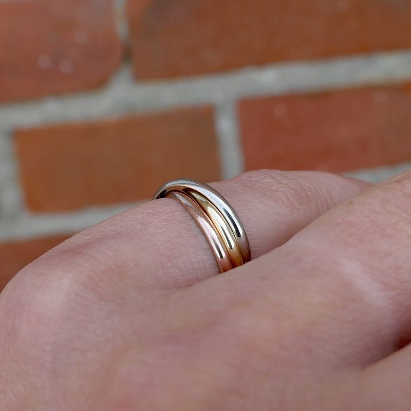 Image 8 of Tricolor gold trinity ring