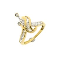 Gold ring with zirconia