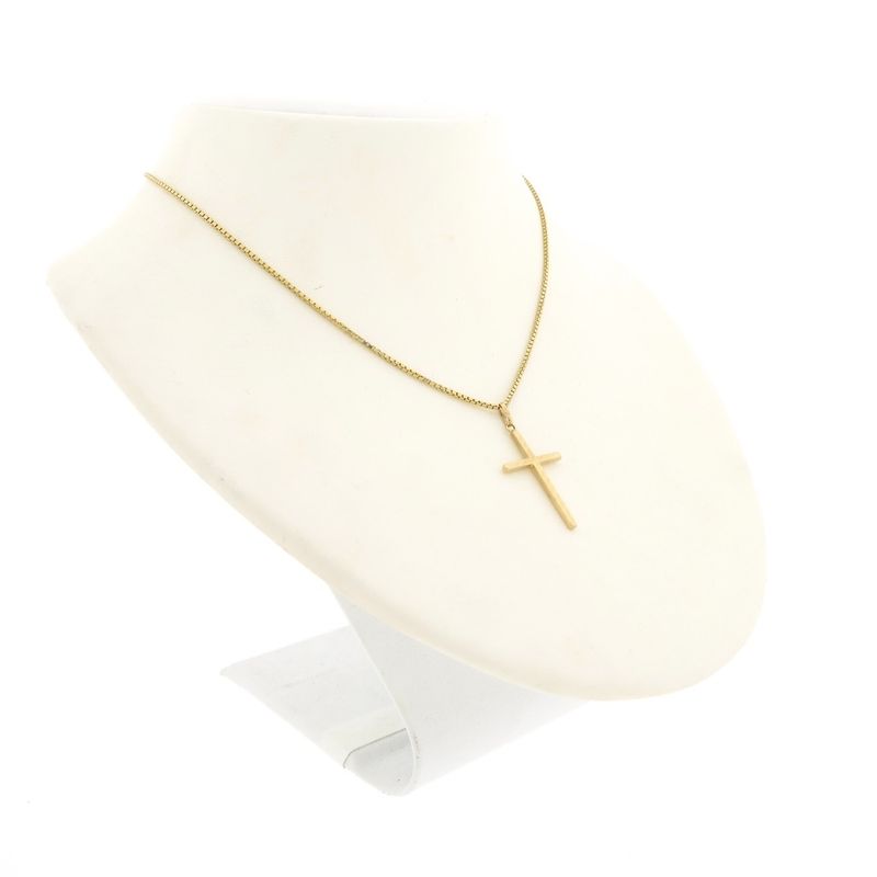 Image 5 of 18 carat gold pendant of a cross