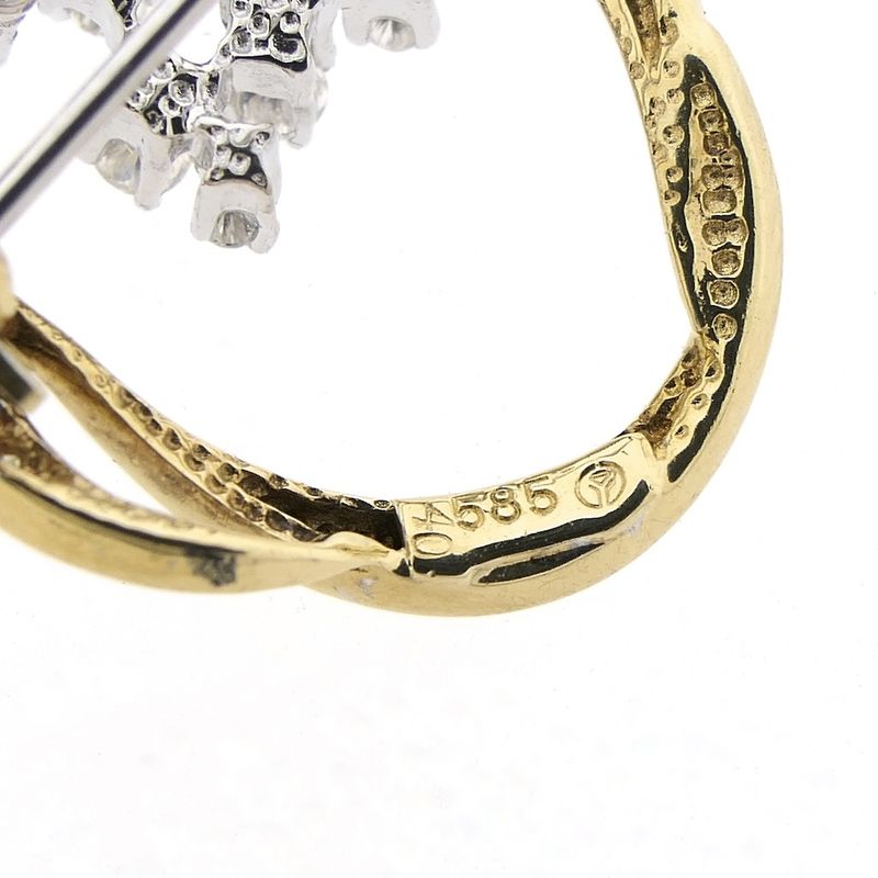 Image 8 of Gold brooch with diamonds; 0.225 ct.