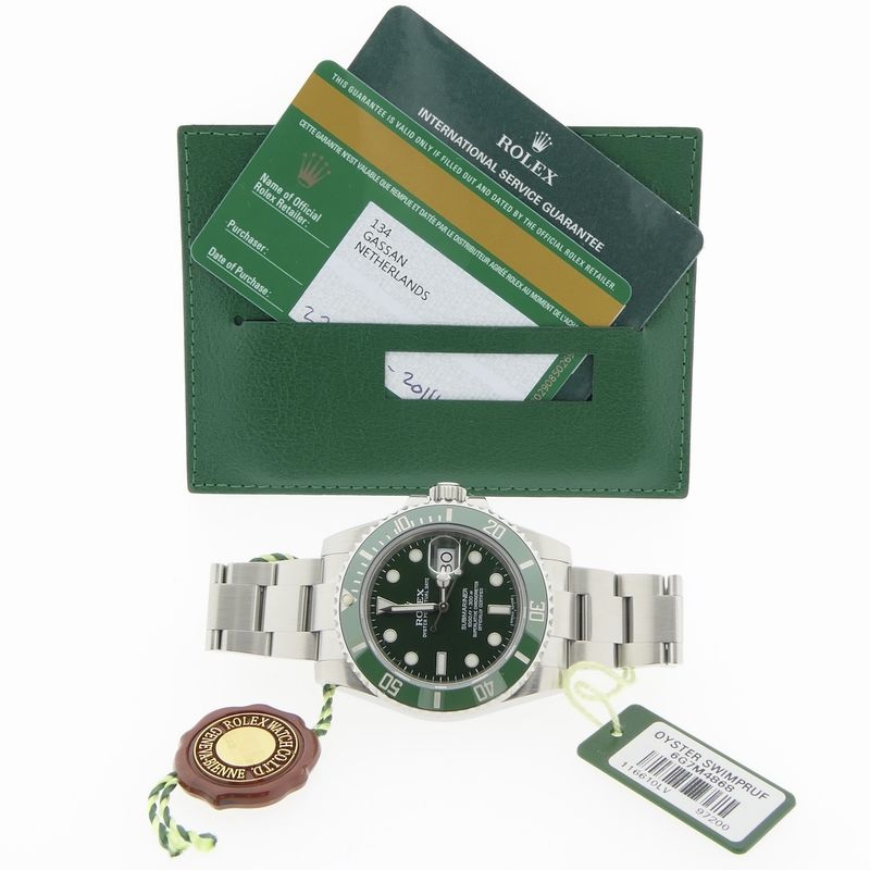 Image 10 of Rolex Submariner 'Hulk' 116610LV; Men's diving watch