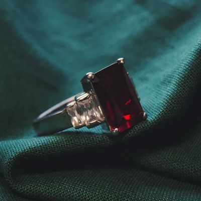 Image 2 of Silver ring with zirconia stones