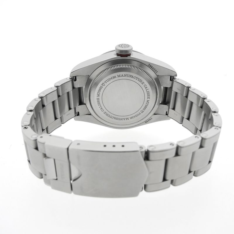 Image 15 of Tudor Black Bay 41mm 'Burgundy' 79230R; Automatic men's watch