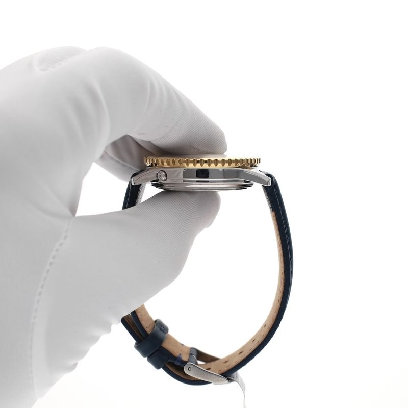 Image 6 of Breitling Navitimer Airborne; Chronograph men's watch