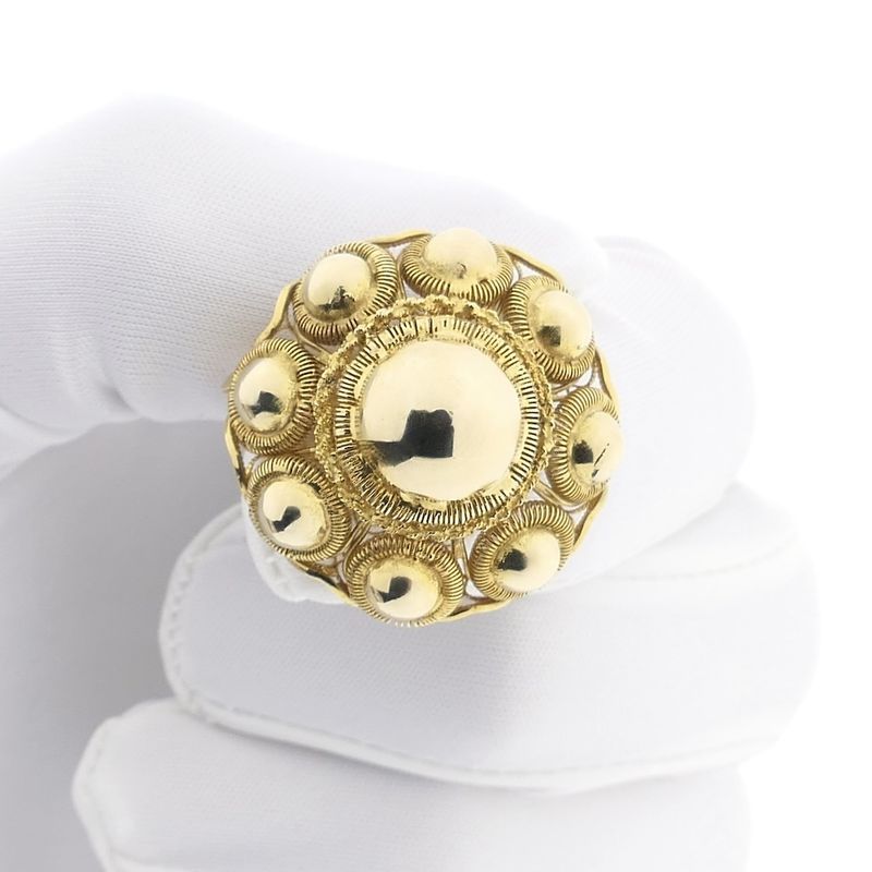 Image 10 of Vintage gold brooch with Zeeland buttons.