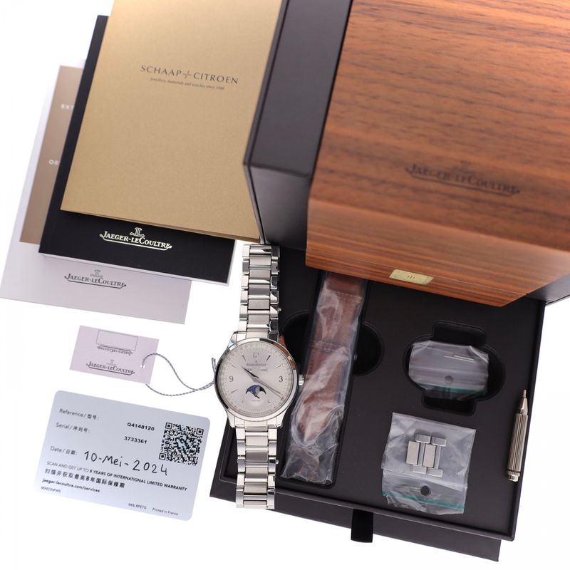 Image 2 of Jaeger-LeCoultre Master Control Calendar Q4148120; Automatic Watch