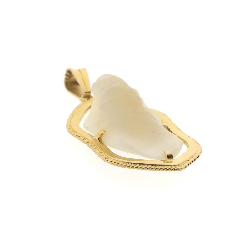 Image 2 of Gold pendant with quartz gemstone