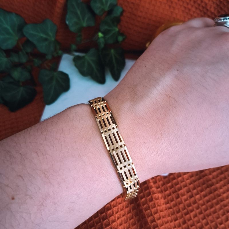 Image 9 of Gold men's fantasy link bracelet.