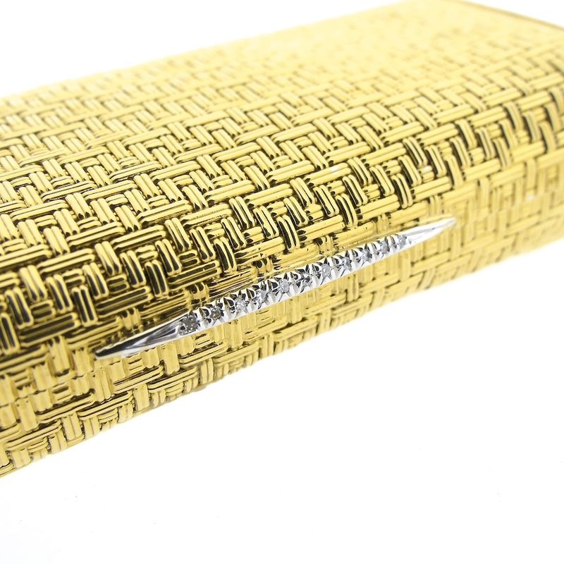 Image 4 of 18K Exclusive Gold Makeup Case | Antique