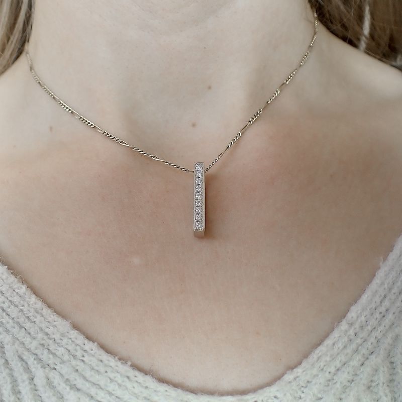 Image 8 of 18K white gold pendant with diamonds | 0.27 ct.