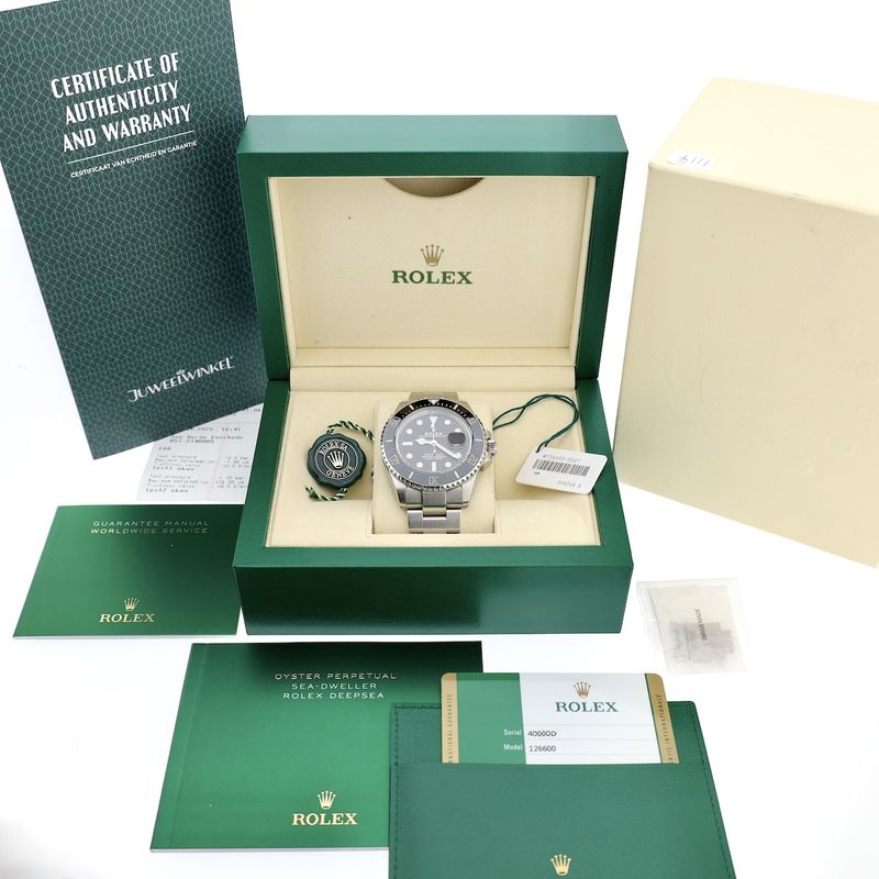 Image 15 of Rolex Sea-Dweller 43mm 126600; Men's diving watch