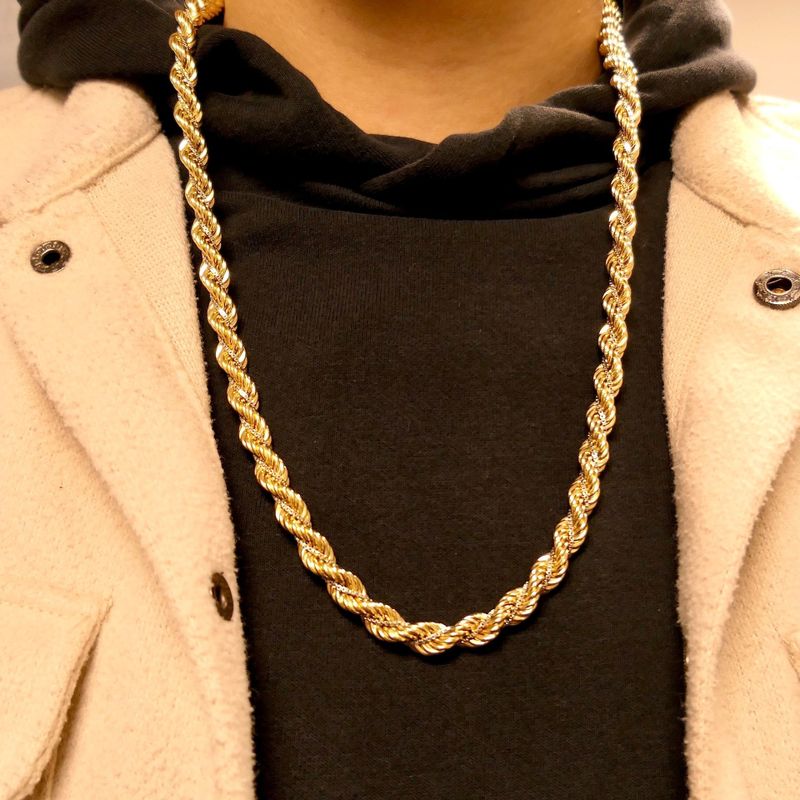 Image 9 of Two-tone gold twisted/Venetian link chain