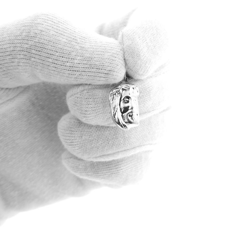 Image 10 of Silver pendant with the face of Jesus