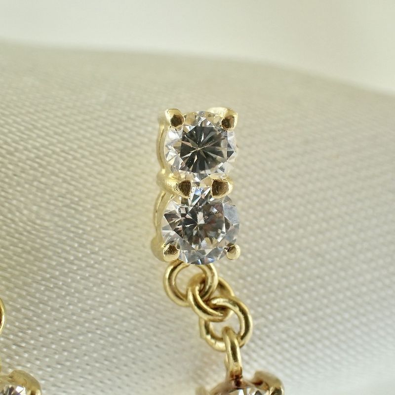 Image 3 of 22 Carat gold Oriental stud earrings with zirconia
