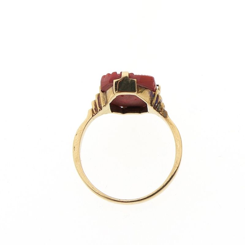 Image 5 of Vintage gold ring with red coral