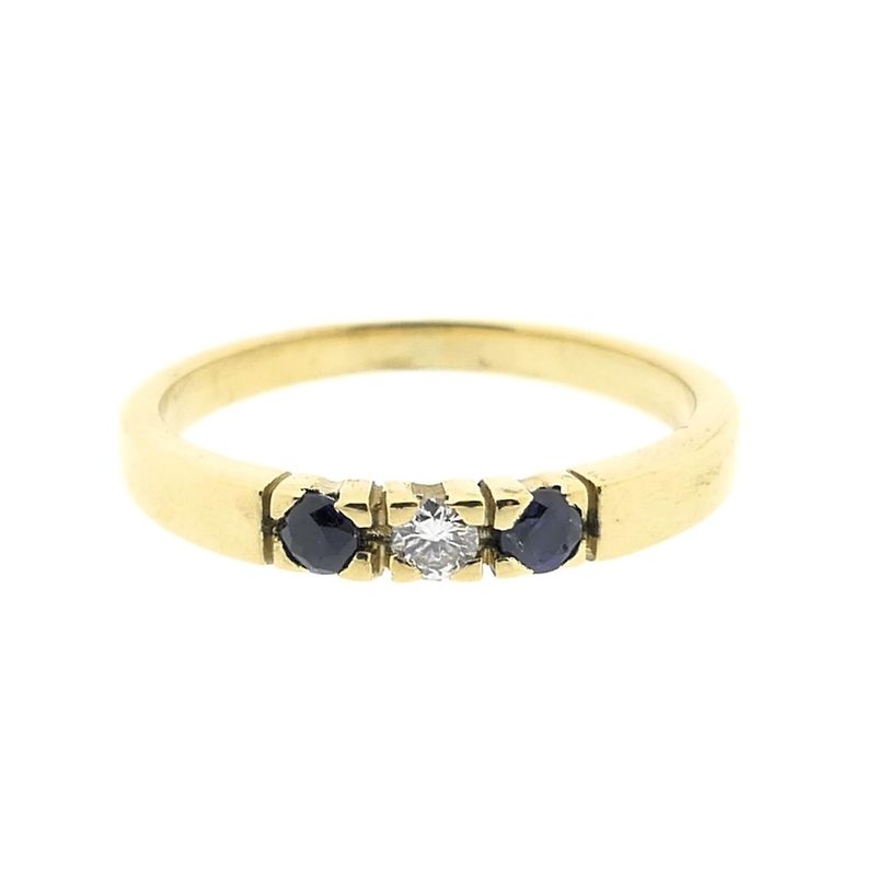 Image 4 of Gold ring with sapphire and diamond; 0.07 ct.
