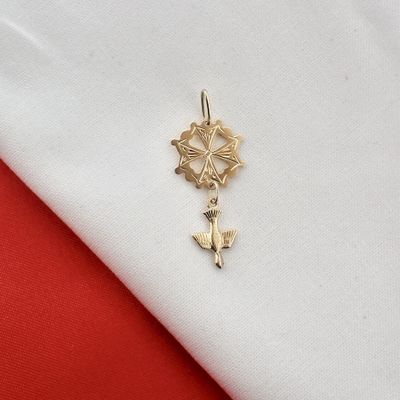 Gold pendant | Huguenot Cross Image 2 of Gold pendant | Huguenot Cross