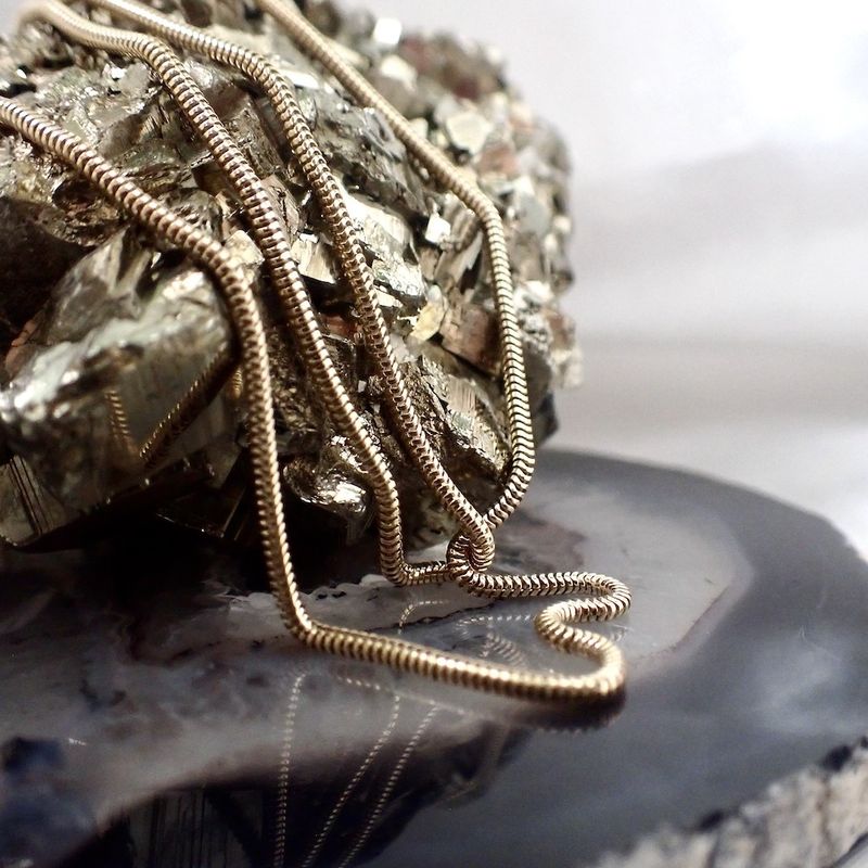 Image 2 of Gold snake link chain | 47.5 cm