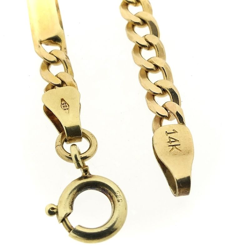 Image 4 of Gold closed Figaro link chain