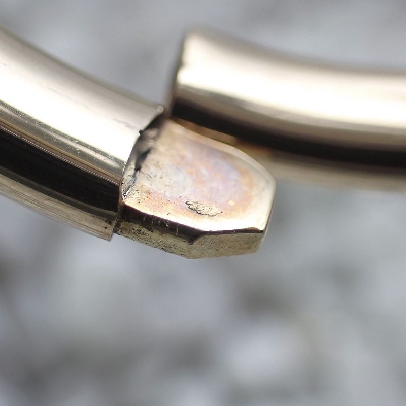 Image 4 of Gold smooth slave bracelet | Ø 64 mm