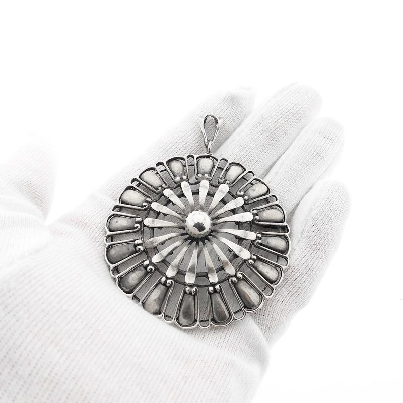 Image 7 of Silver Etruscan Brooch/Pendant