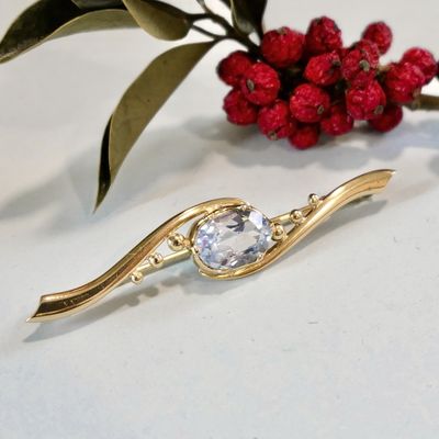 Image 2 of Gold brooch with topaz | Vintage