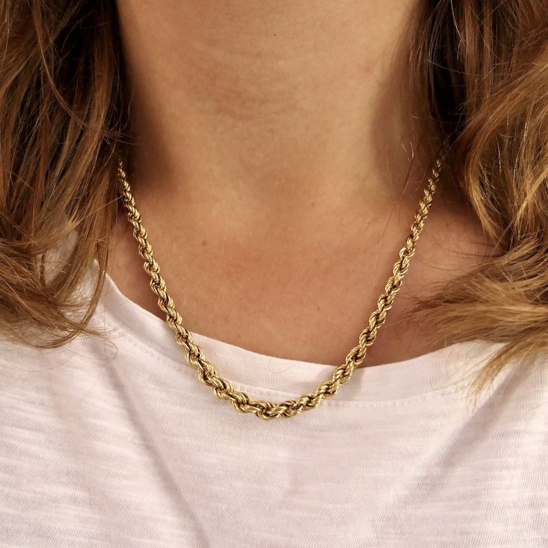 Image 9 of Gold twisted link necklace | 48 cm