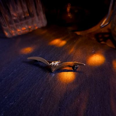 Image 2 of Vintage gold fantasy brooch