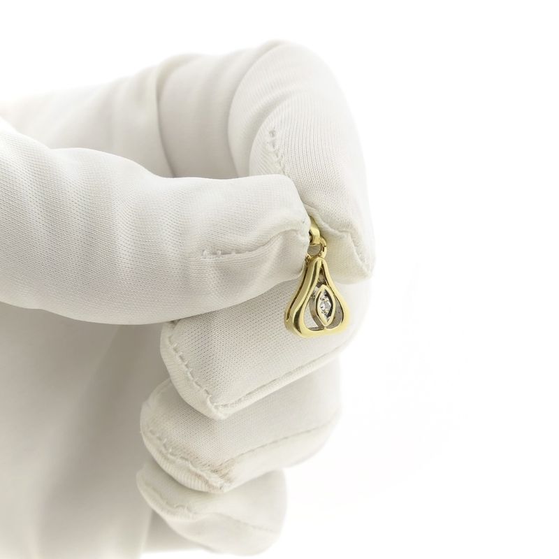 Image 8 of Gold subtle pendant with diamond; 0.01 ct.