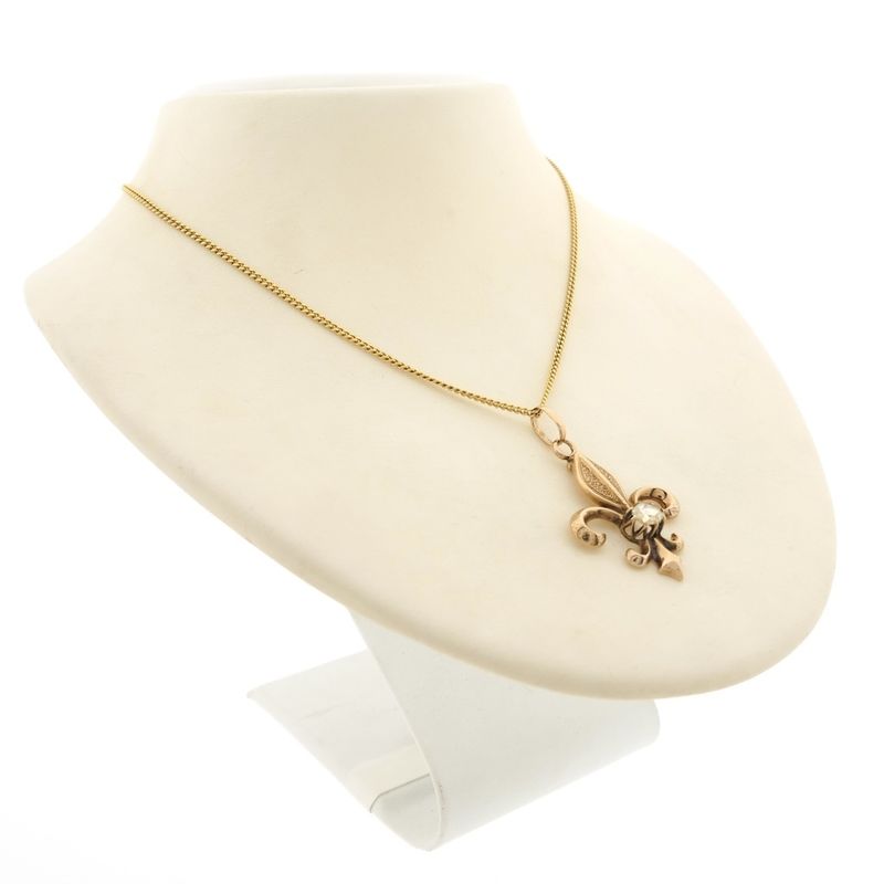 Image 6 of Rose gold French lily pendant with rose-cut diamond | Approx. 0.30 ct.