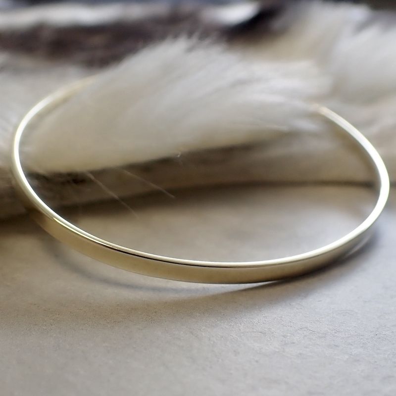 Image 2 of Gold smooth slave bracelet | Ø 67 mm