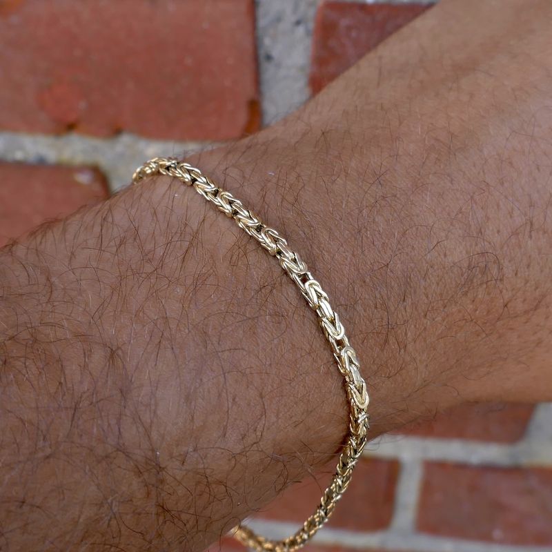 Image 10 of Gold square king's link bracelet | 23 cm