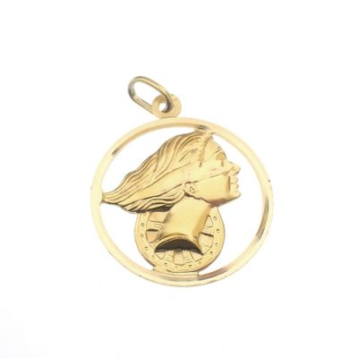 Image 1 of 18 carat gold pendant of the Roman goddess Fortuna