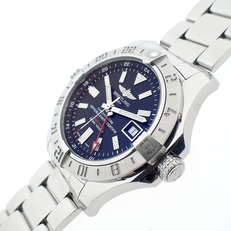 Image 5 of Breitling Avenger GMT-II; Automatic men's watch
