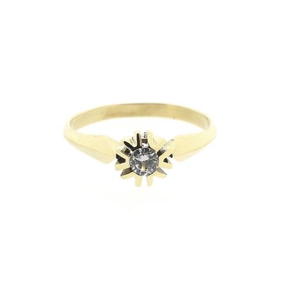 Gold solitaire ring with zirconia Image 2 of Gold solitaire ring with zirconia