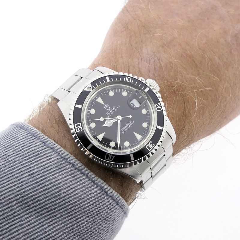 Image 22 of Tudor Submariner; Men's diving watch