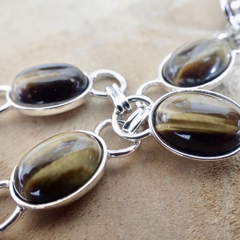 Image 10 of Vintage silver bracelet with tiger eyes | 20.5 cm