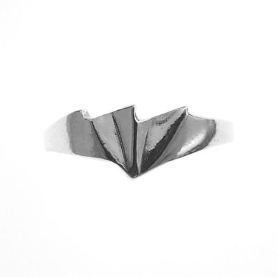 Image 2 of Silver ladies ring; fantasy design