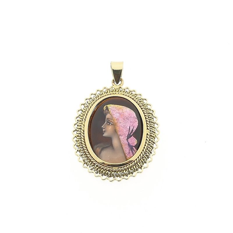 Image 1 of Gold pendant with Enamel D'Art portrait