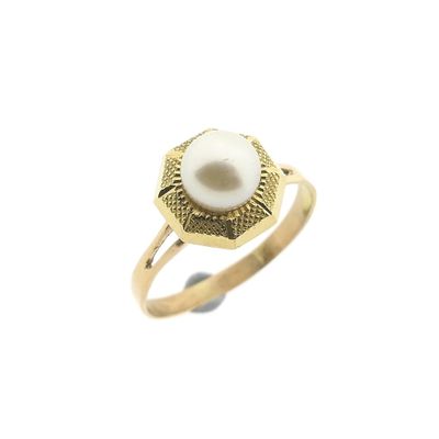 Image 1 of Vintage two-tone gold ring with pearl