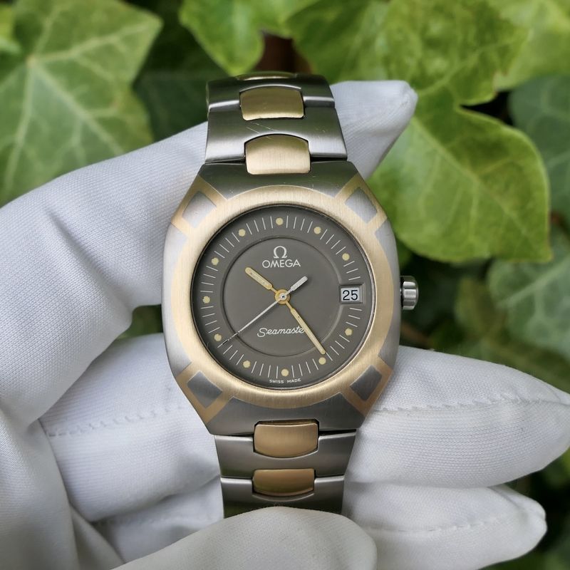 Image 23 of Omega Seamaster Polaris 3960981; 18k gold & titanium watch