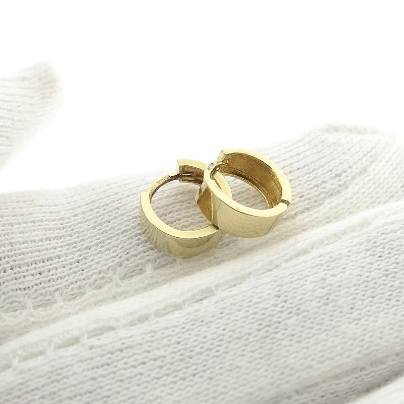 Image 9 of Gold subtle earrings | Ø 10.0 mm