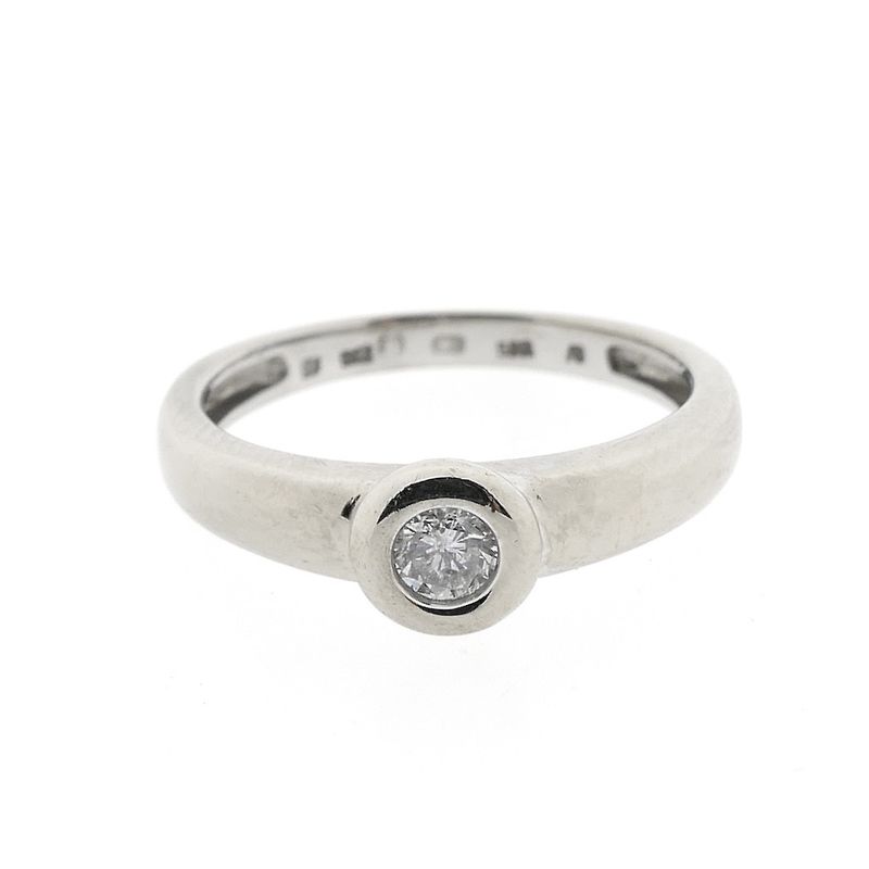 Image 2 of White gold solitaire ring with diamond | 0.17 ct.