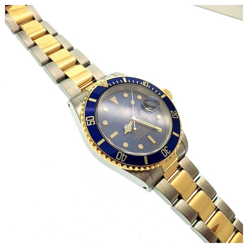 Image 3 of Rolex Submariner 16613; Gold/steel diving watch