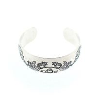 Silver bracelet with floral engraving; Size S