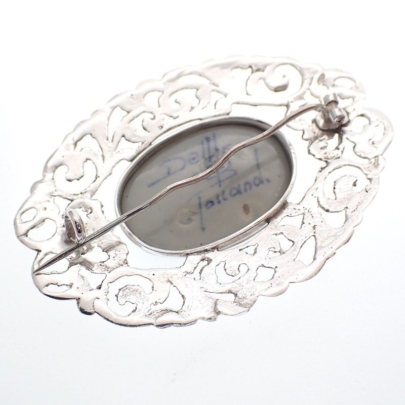 Image 3 of Silver old Dutch brooch with Delft blue