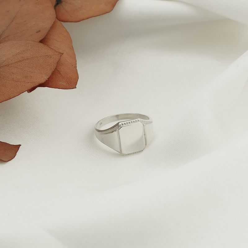 Image 7 of Silver signet ring