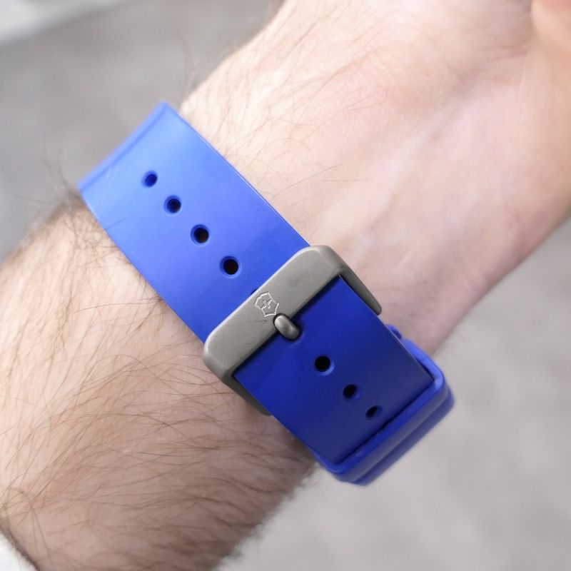 Image 12 of Victorinox Swiss Army Professional Diver; Men's watch